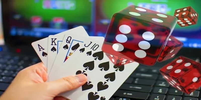 Bluff trong poker là gì? Chiến thuật đánh bluff hiệu quả